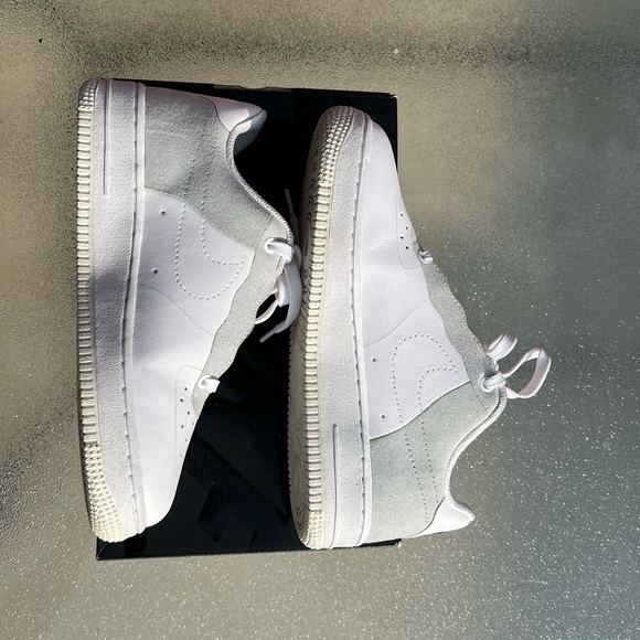 With the A-Cold-Wall* × Air Force 1 Low 'White’ - Picture 3 of 5